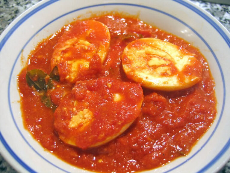 Sambal Goreng Telor